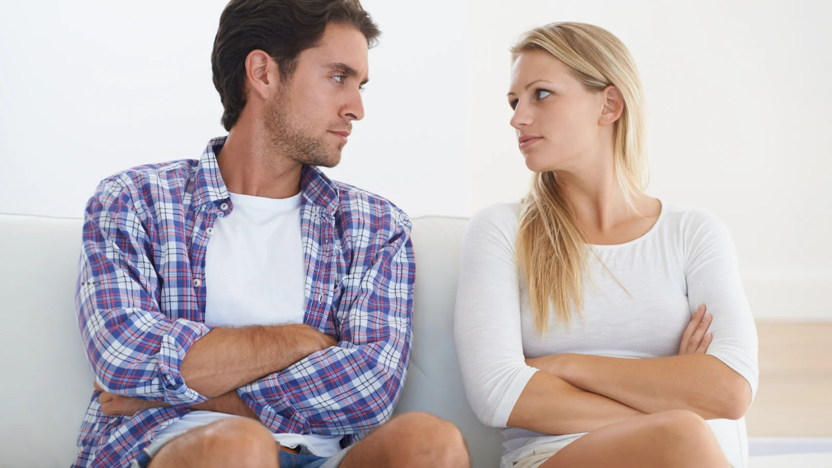 10 Warning Signs of a Narcissistic Husband