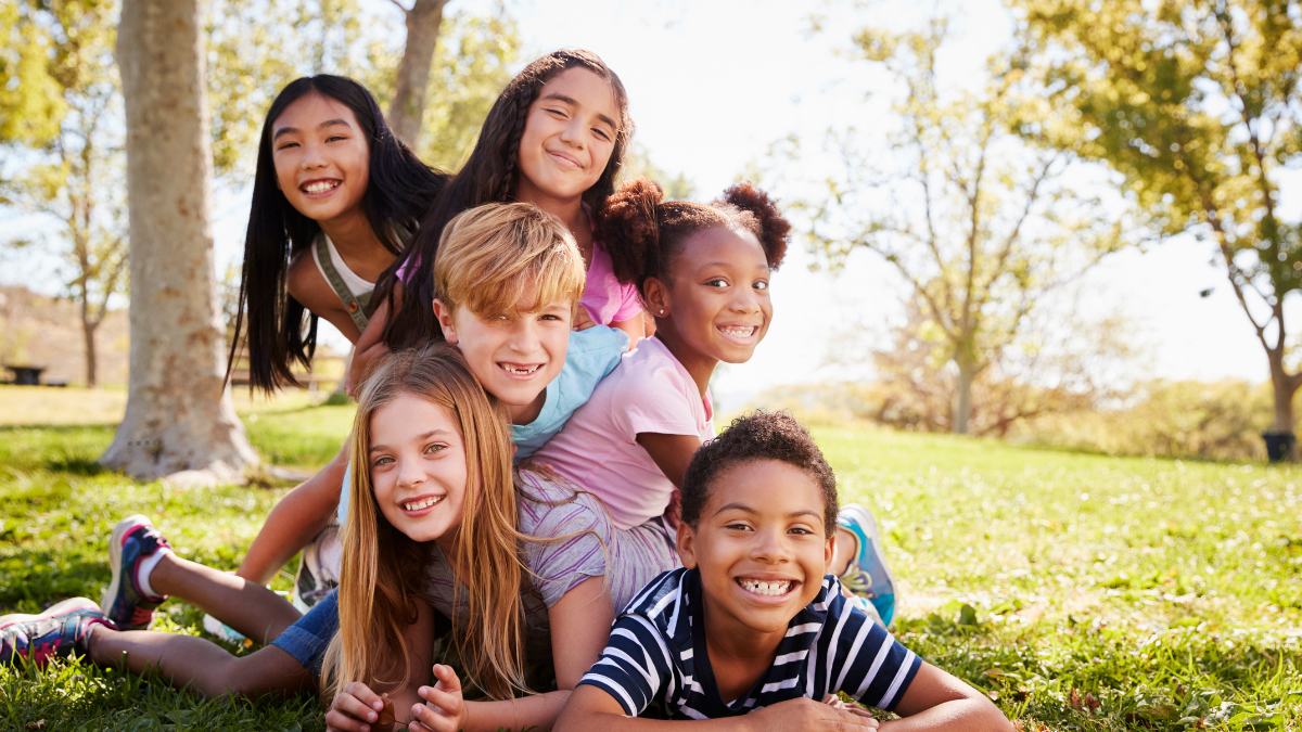 7 Things That Make a Good Friend for Kids