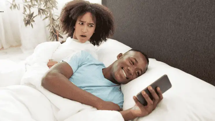 Signs your husband has a secret life 