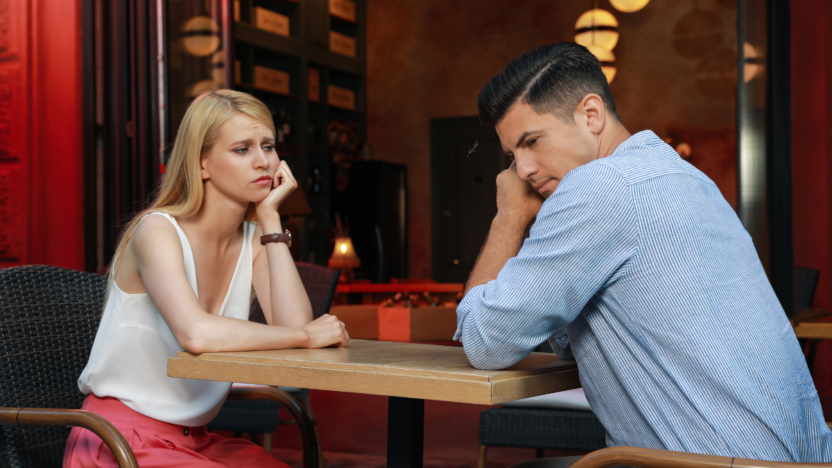 8 Warning Signs of a Bad Boyfriend You Shouldn’t Ignore