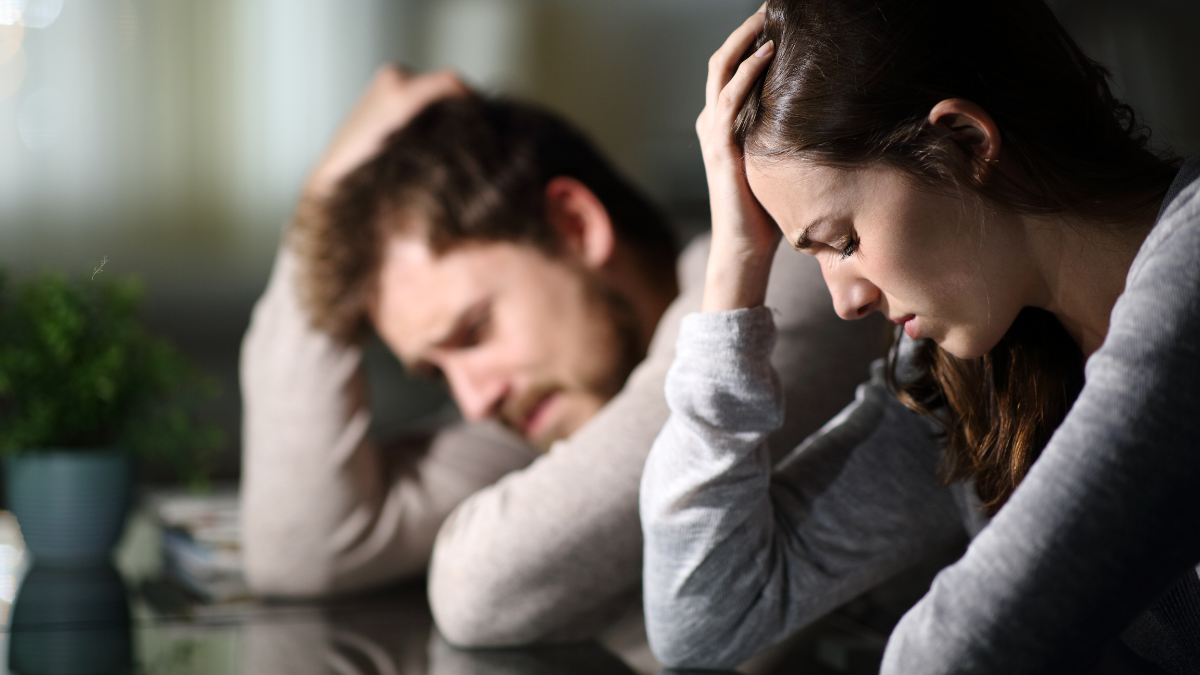 8 Signs of an Unhappy Marriage