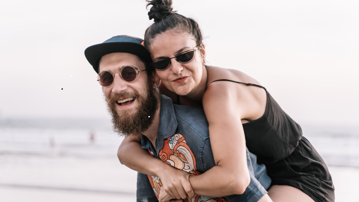 8 Ways to Make Your Best Friend Fall in Love with You