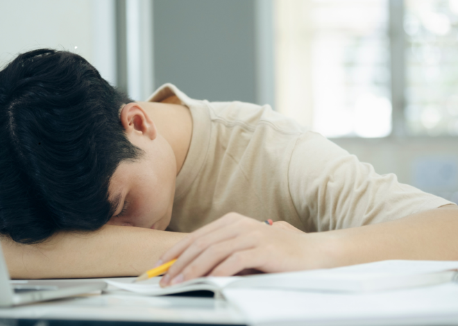 9 Effective Ways to Study Without Feeling Sleepy