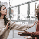 Signs she doesn't want a relationship