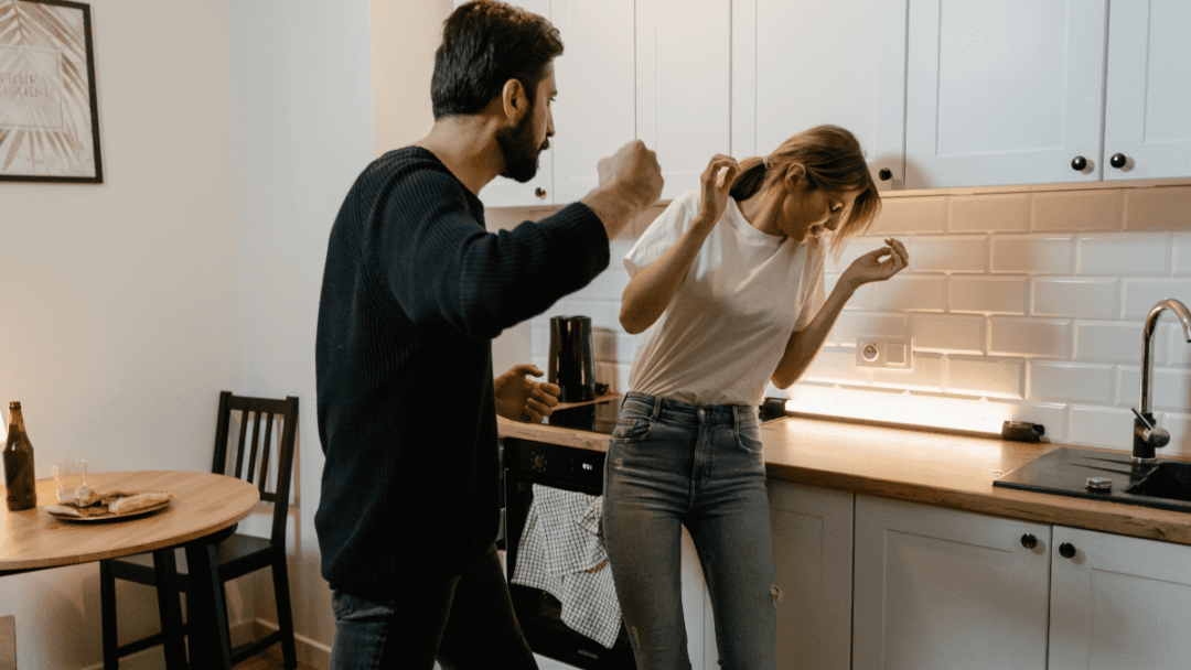 10 Signs A Man Has Anger Issues