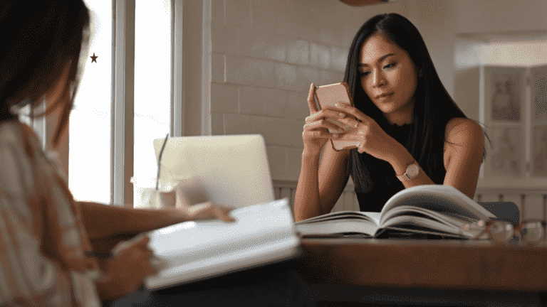 How To Avoid Using Phone While Studying - Powerful Sight