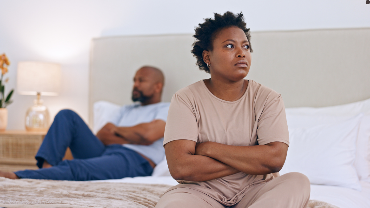 9 Signs A Married Man Is Fighting His Feelings For You