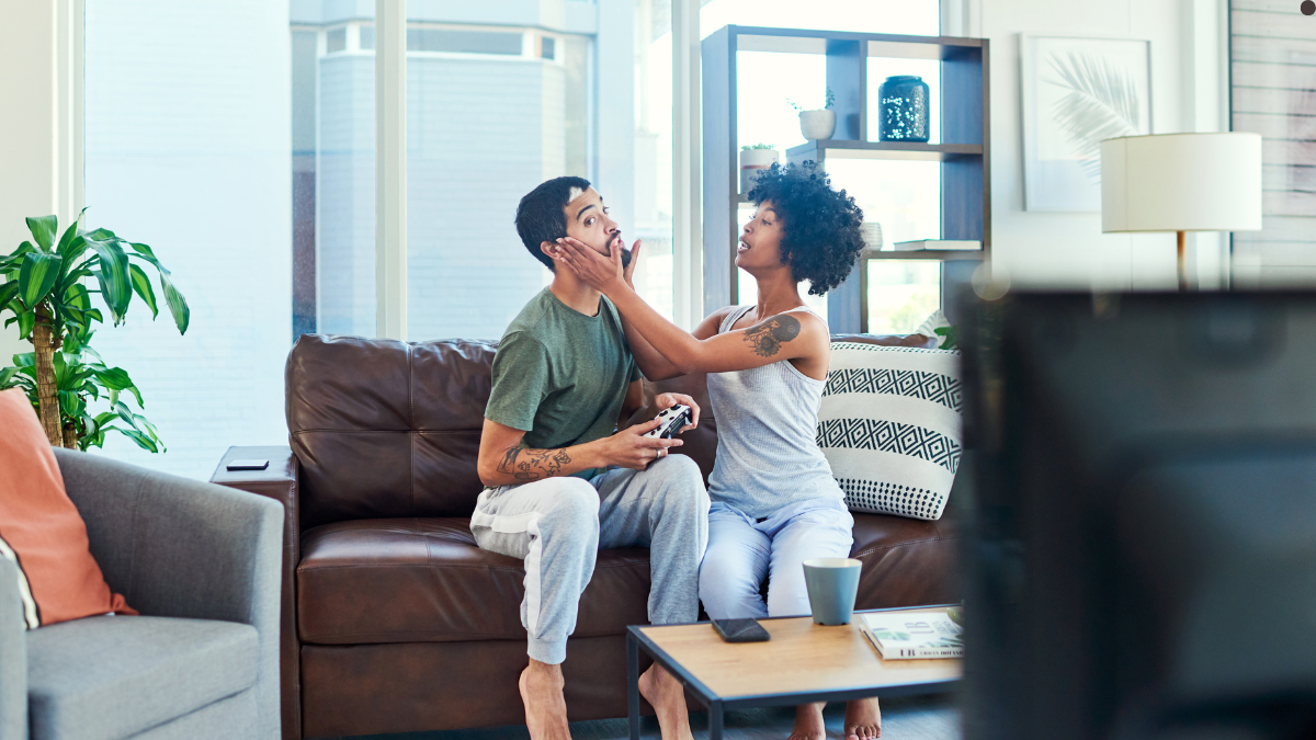 9 Signs You're A Controlling Wife