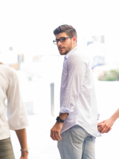 12 Signs Your Husband Enjoys Making You Insecure