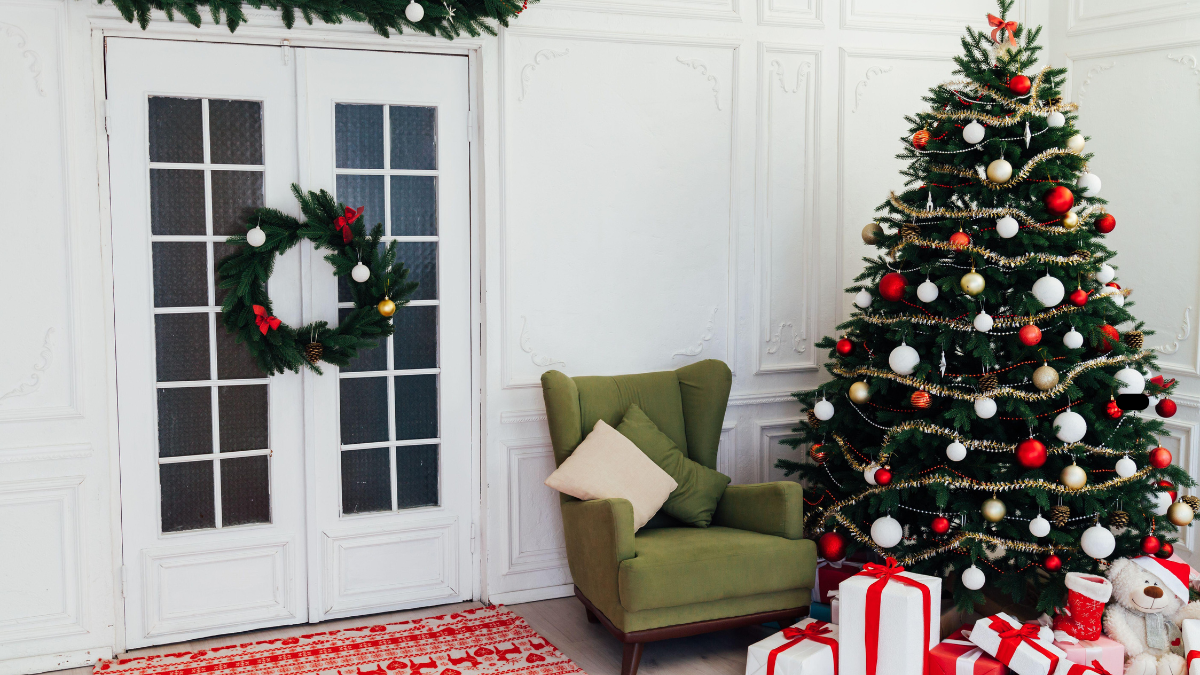 Christmas decor showing easy office door Christmas decoration ideas