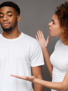 10 Ways Narcissists Reveal Themselves Early