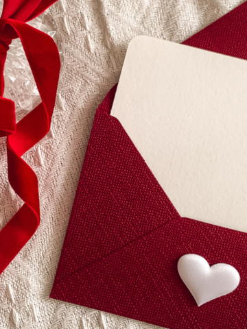 5 Emotional Love Letters To Your Boyfriend On 1st Anniversary