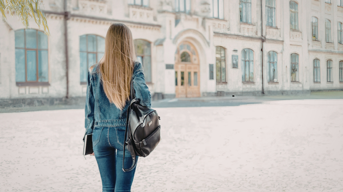 Walk Away From A Guy Who Does These 7 Things