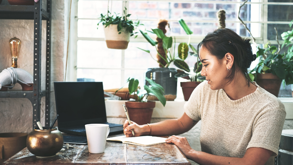 7 Clear Signs of an Authentic Woman You Should Never Ignore