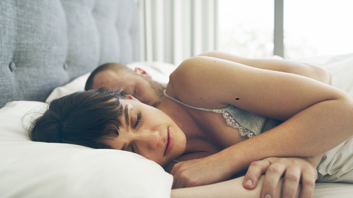 7 Things Men Do When They're Making Love From The Heart